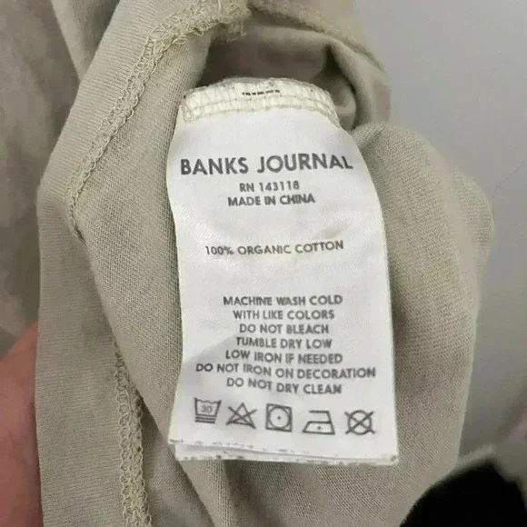 Banks Journal | "Locator Trader" Graphic T Shirt - Gray / Sz S - Picture 5 of 8